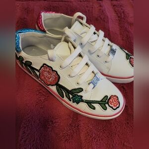 New Sydney Jordyn Girls Shoes